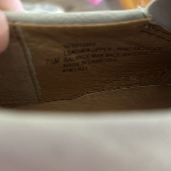 Sofft 7.5 “snakeskin” slip on sneaker in good condition. - Picture 4 of 4